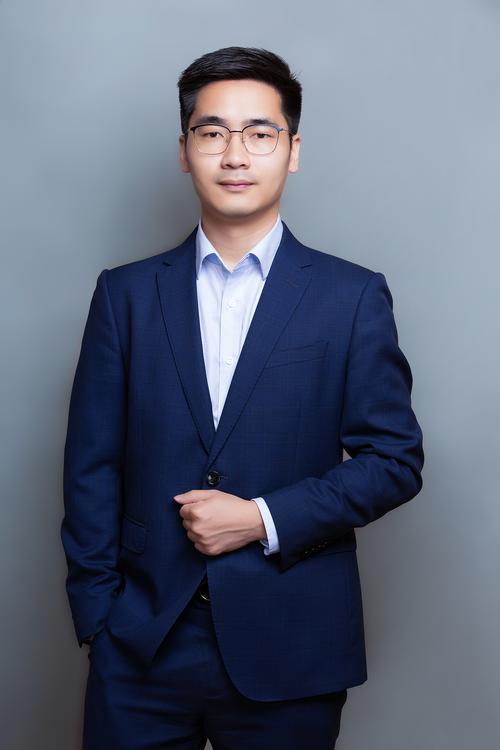 余华琴 导演 & 创意总监